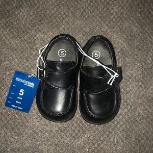 OSHKOSH GENUINE KIDS TODDLER DRESS SHOES SIZE 5